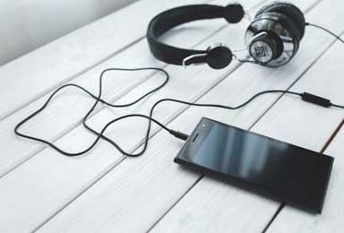 意甲：米兰对阵比萨首发阵容公布，目标三分，德温特替代托莫里成为主力右中卫